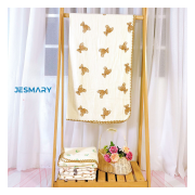 Khăn tắm cho bé  làm từ vải muslin 2 lớp cao cấp, dày dặn thấm hút tốt